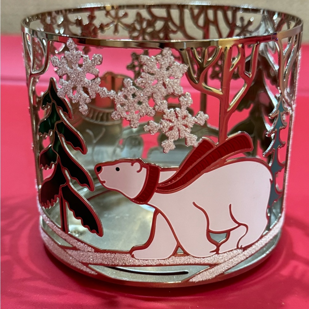 BNWT 3wick candle holder from bath and body